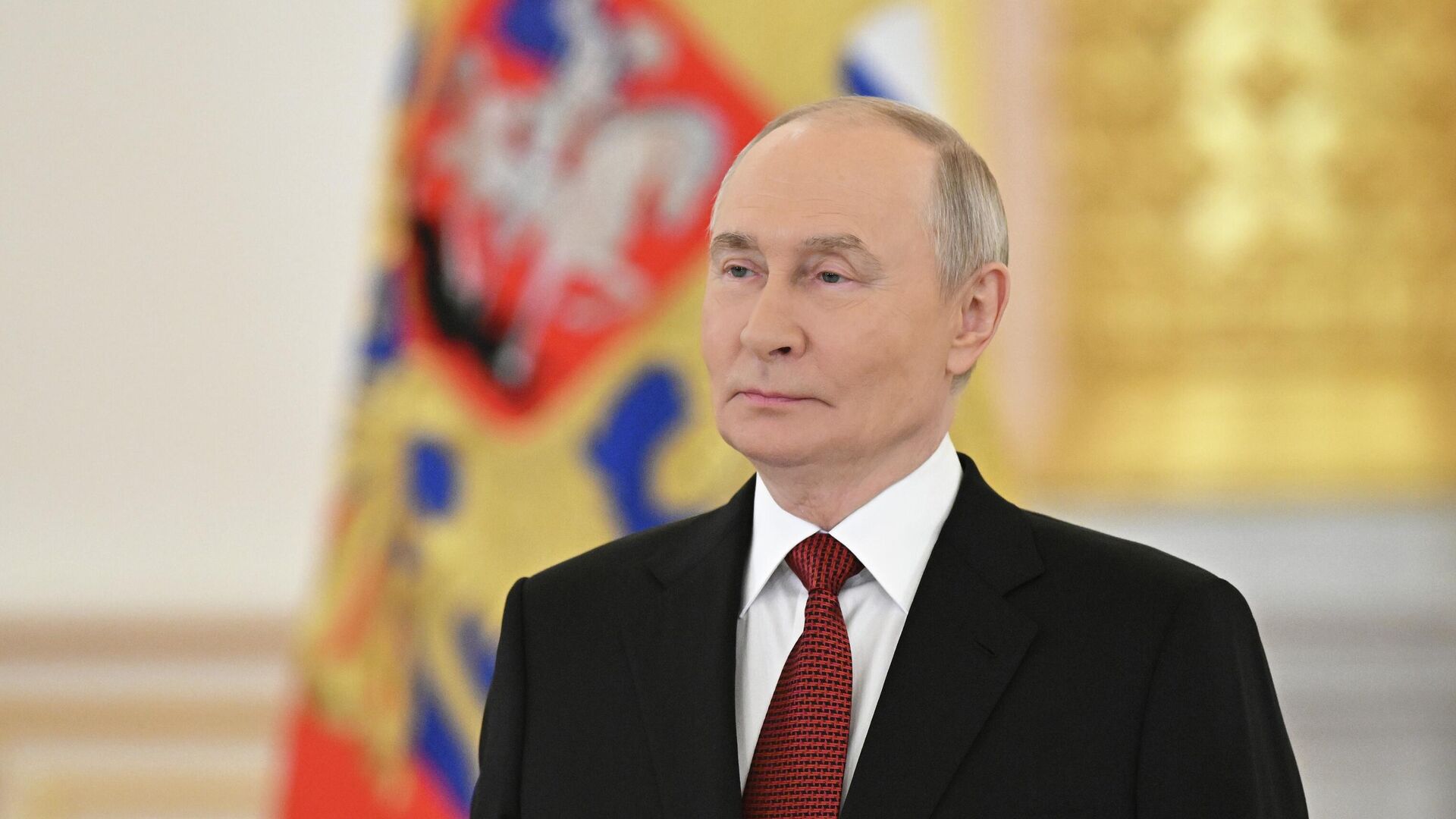 Путин встретился с участниками СВО в День России