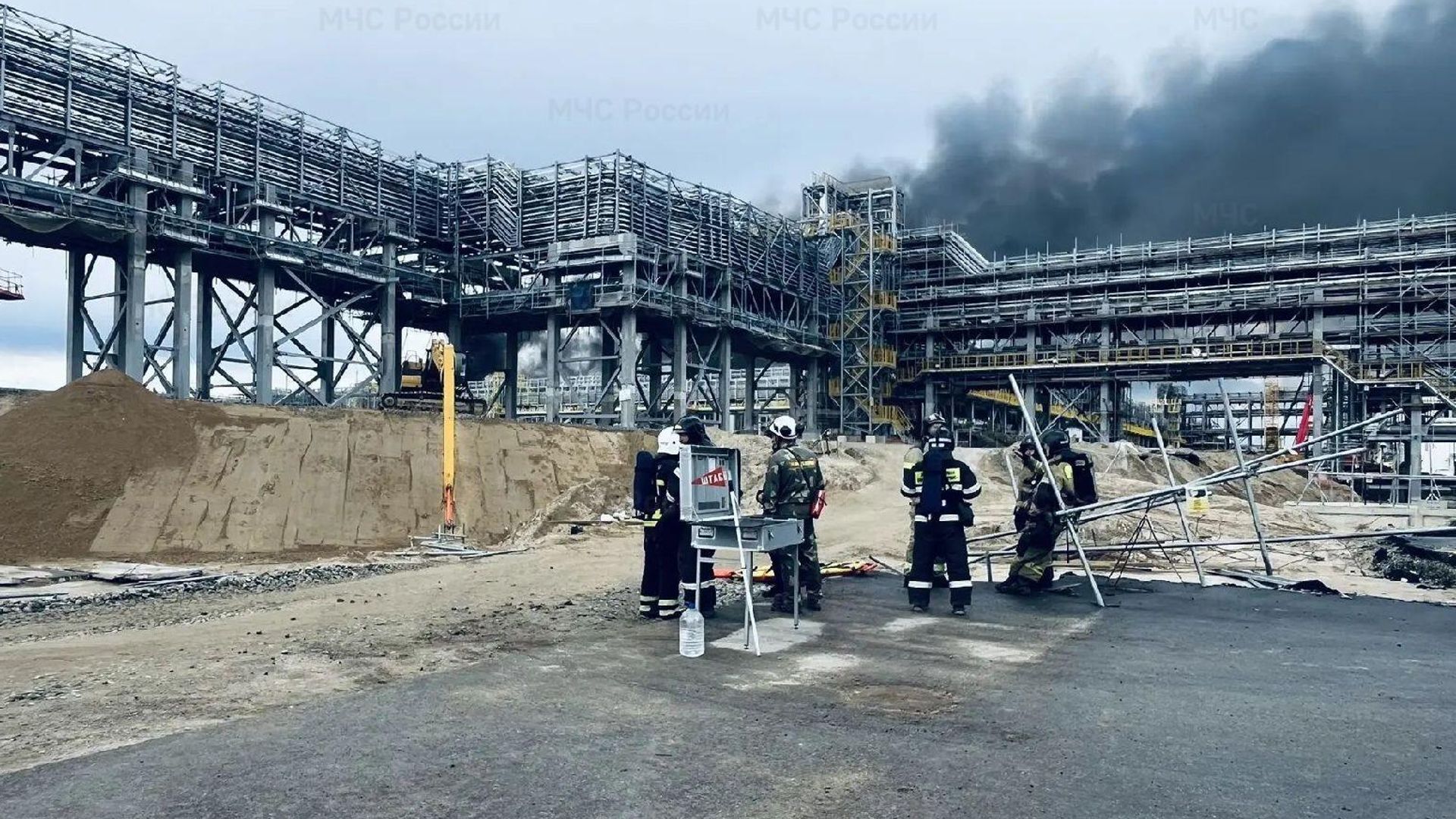 Врачи из Москвы проводят осмотр пострадавших в Амурской области