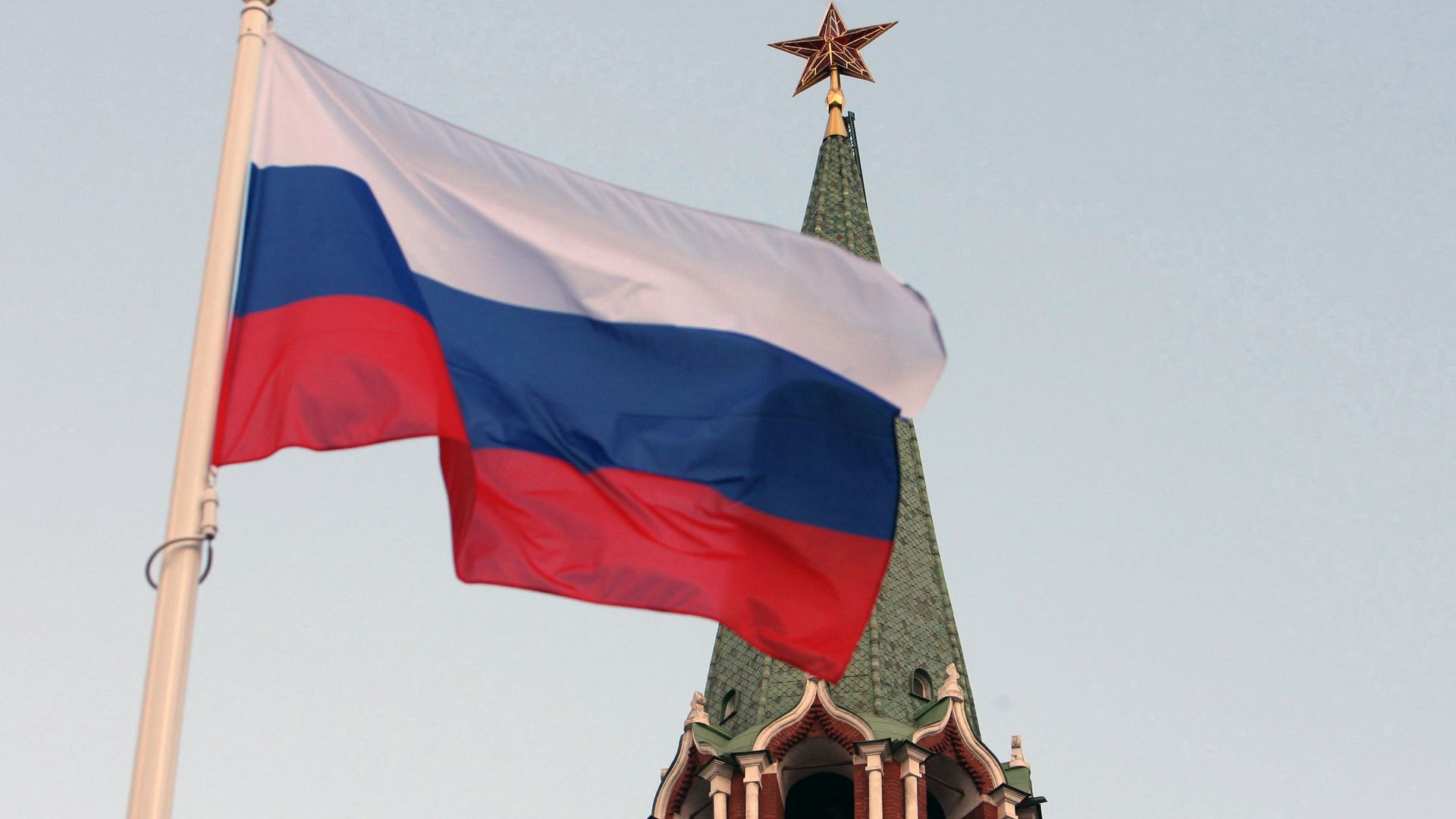 Исследование выявило долю россиян, уверенных в будущем страны